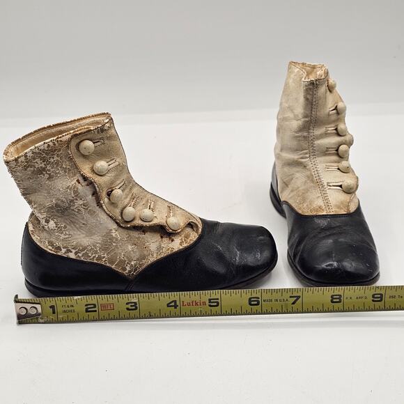 Vintage Victorian Child's High-Top Shoes 1890s Button-Up Leather - Picture 8 of 8